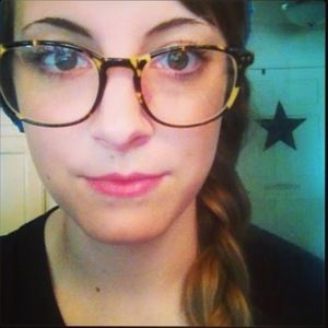 Meet your Posher, Dixie